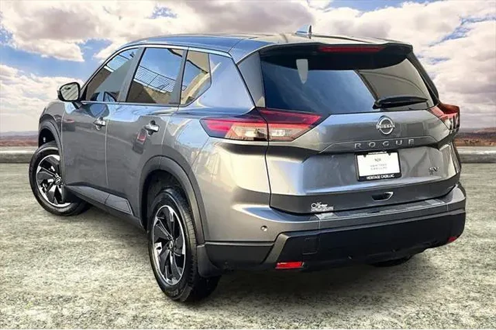 $23991 : Nissan Rogue 2024 SV 4dr Cro image 4