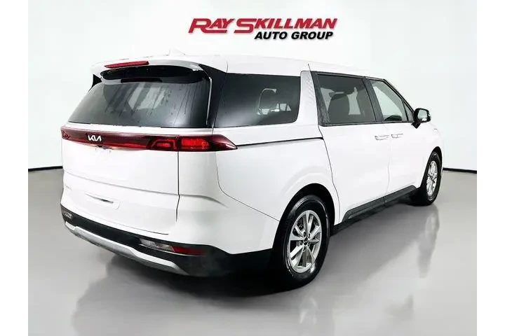 $29988 : Kia Carnival 2023 LX 4dr Min image 7