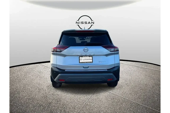 $21185 : Nissan Rogue 2023 AWD SV 4dr image 6