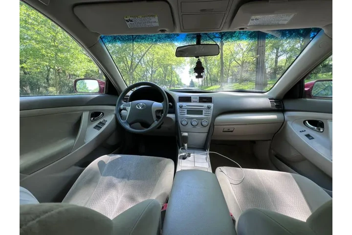 $7495 : Used 2010 Camry 4dr Sdn I4 Au image 9