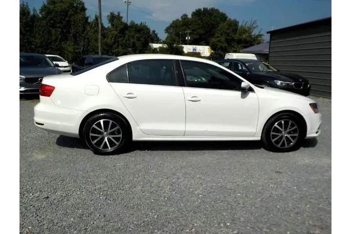 $9989 : 2018 Jetta 1.4T SE 6A image 6
