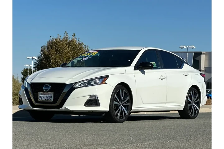 $18559 : Nissan Altima 2022 2.5 SR 4d image 8