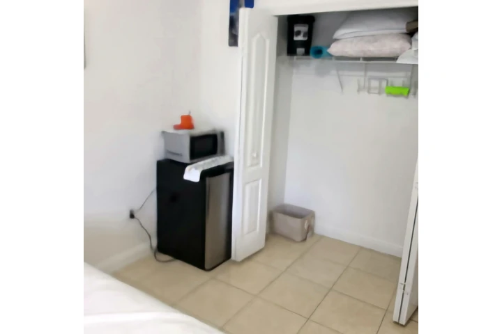 $900 : CUARTO GRANDE EN WEST KENDALL image 3