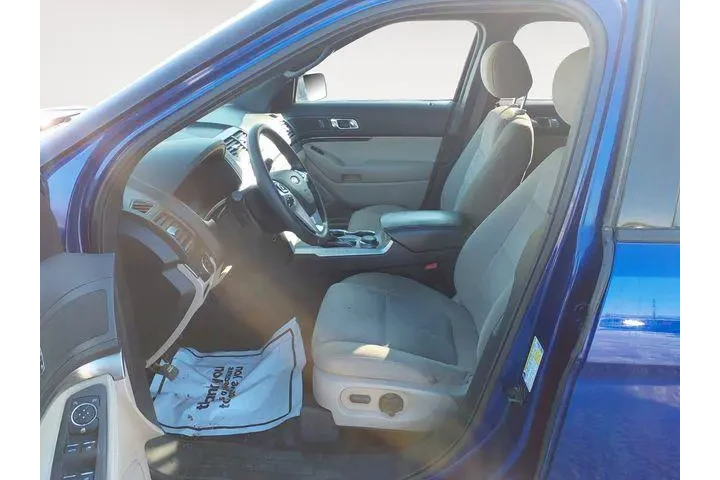 $6961 : Ford Explorer 2015 AWD Base image 9