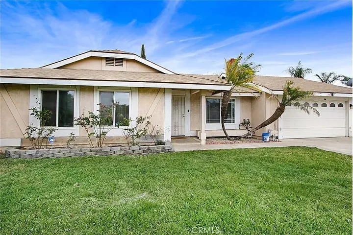 $1275 : Rialto- Listo image 2
