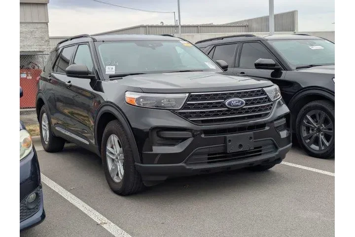$25905 : Ford Explorer 2020 AWD XLT 4 image 1