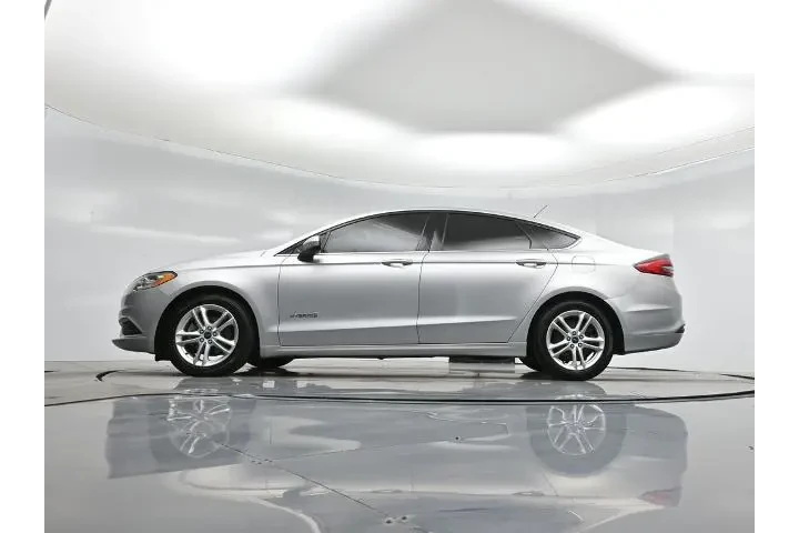 $6500 : Ford Fusion Hybrid 2018 SE 4 image 7