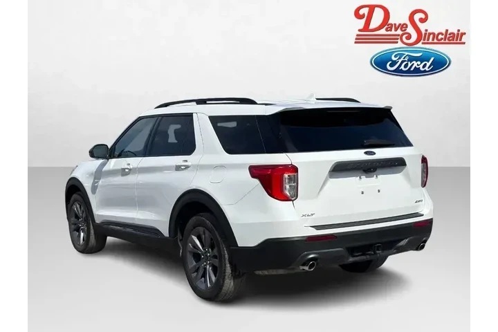 $32444 : Ford Explorer 2023 AWD XLT 4 image 9
