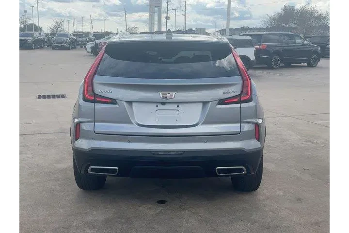 $33499 : Cadillac XT4 2025 Premium Lu image 4