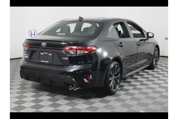 $29875 : Toyota Corolla 2025 XSE 4dr image 7