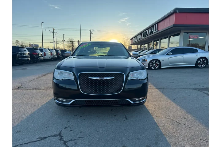 $8450 : 2019 300 Limited RWD image 7
