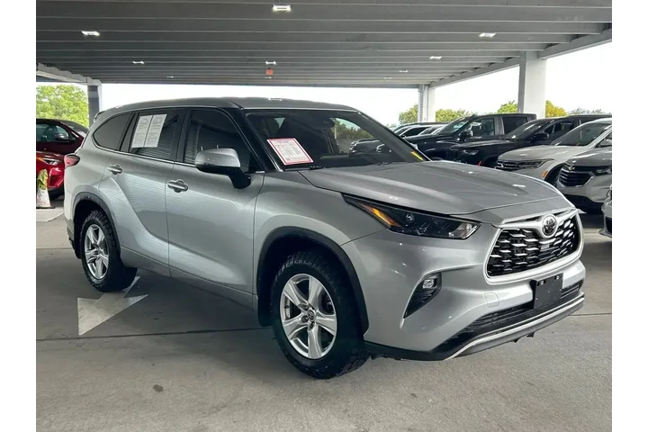 $32555 : Toyota Highlander 2023 AWD L image 3