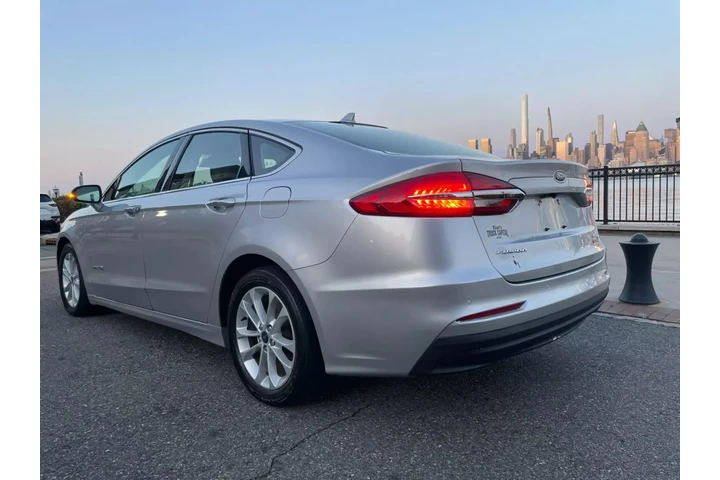 $10495 : 2019 FORD FUSION SEL HYBRID S image 5