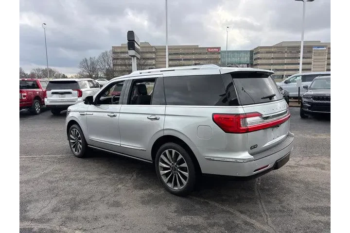 $32985 : Lincoln Navigator 2019 4x4 S image 5
