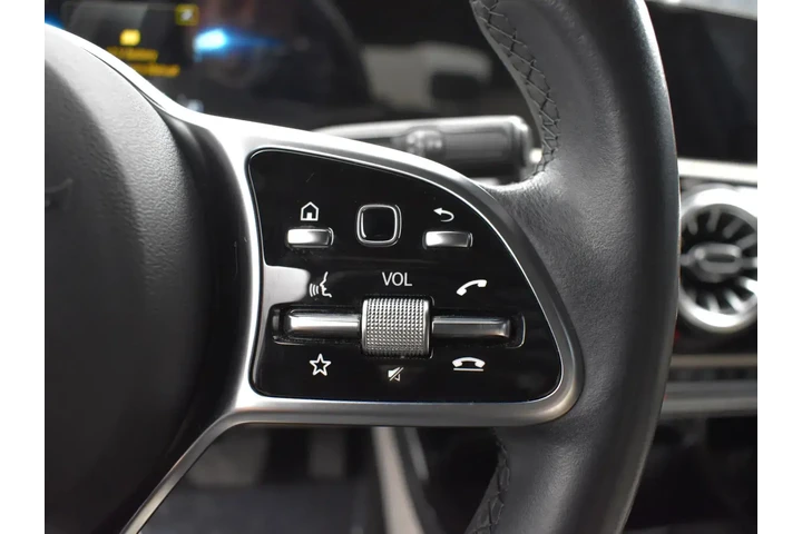 $22452 : Mercedes-Benz A-Class 2022 A image 7