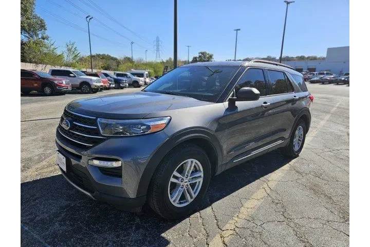 $32500 : Ford Explorer 2023 XLT 4dr S image 7