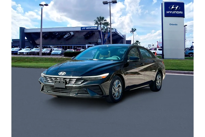 $19894 : Hyundai ELANTRA 2024 SEL 4dr image 1