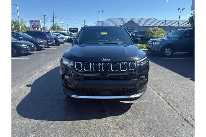 $23995 : Jeep Compass 2023 4x4 Limite image 3