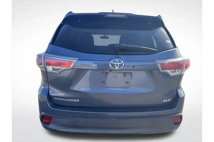 $13000 : Toyota Highlander 2016 XLE 4 image 10
