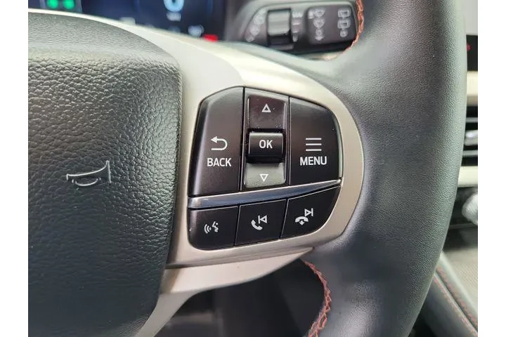 $39175 : Ford Explorer 2026 Active 4d image 6