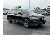 $21996 : Volkswagen Tiguan 2023 SE 4d thumbnail