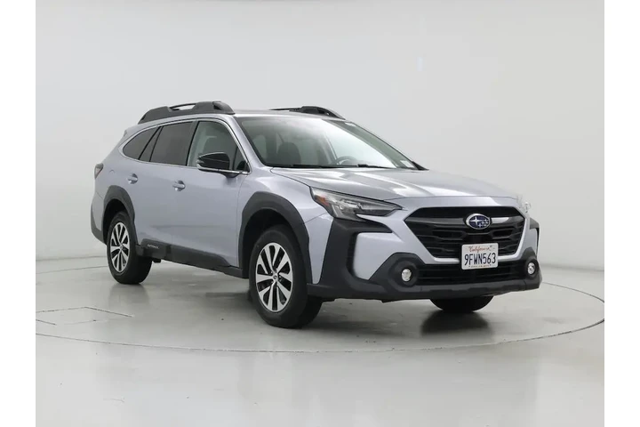 $26998 : Subaru Outback 2023 AWD Prem image 1