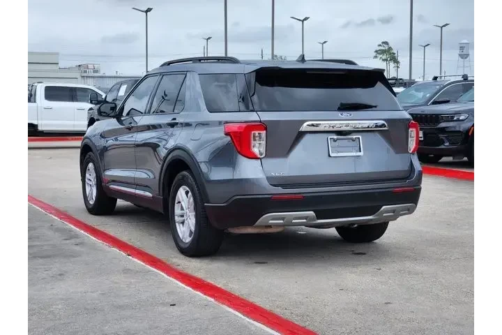 $26791 : Ford Explorer 2023 XLT 4dr S image 7