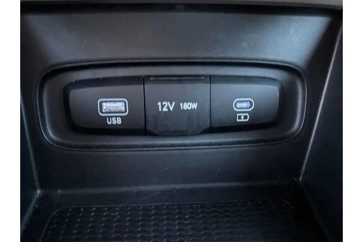 $21500 : Hyundai VENUE 2025 SEL 4dr C image 10