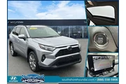 Toyota RAV4 2023 AWD XLE Pre en Long Island