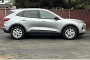$24000 : Ford Escape 2024 Active 4dr thumbnail