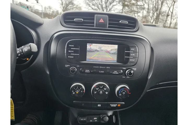 $5900 : 2016 Soul + image 10