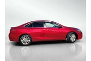$15699 : Toyota Camry 2016 SE 4dr Sed thumbnail