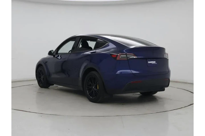 $33998 : Tesla Model Y 2023 AWD Long image 2