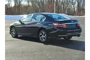 $12495 : Honda Accord 2016 LX 4dr Sed thumbnail