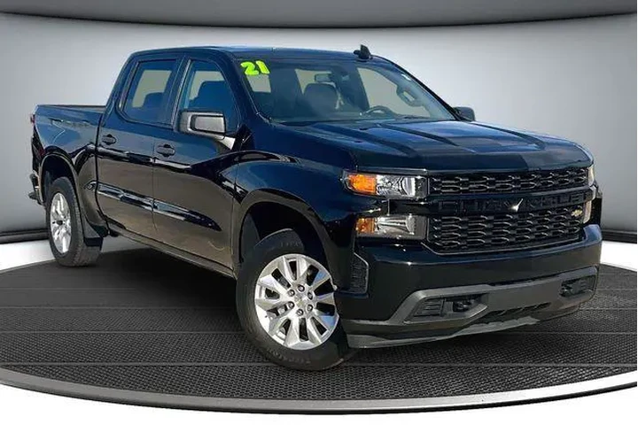 $25500 : Chevrolet Silverado 1500 202 image 3
