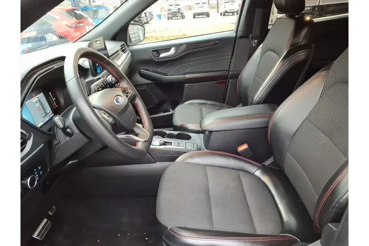 $24145 : Ford Escape 2023 ST-Line 4dr image 10