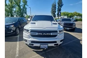 $32500 : Ram 1500 2020 4x4 Laramie 4d thumbnail