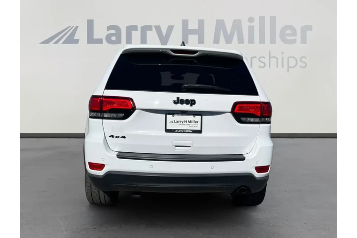 Jeep Grand Cherokee 2018 4x4 image 4