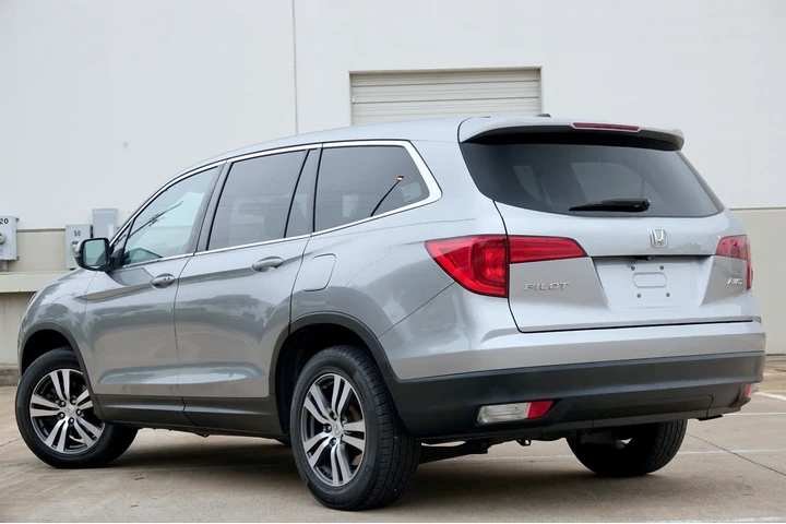 $14490 : 2016 Pilot EX-L image 4