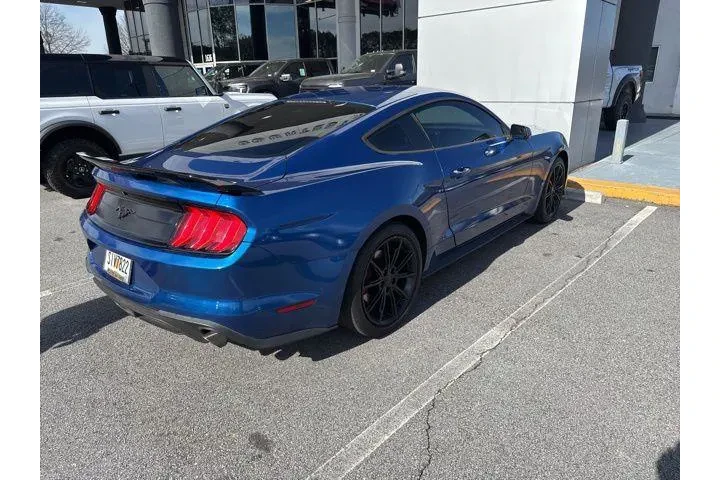 $14000 : Ford Mustang 2018 EcoBoost 2 image 4