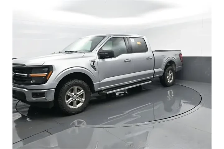 $38843 : Ford F-150 2024 4x4 XLT 4dr image 2