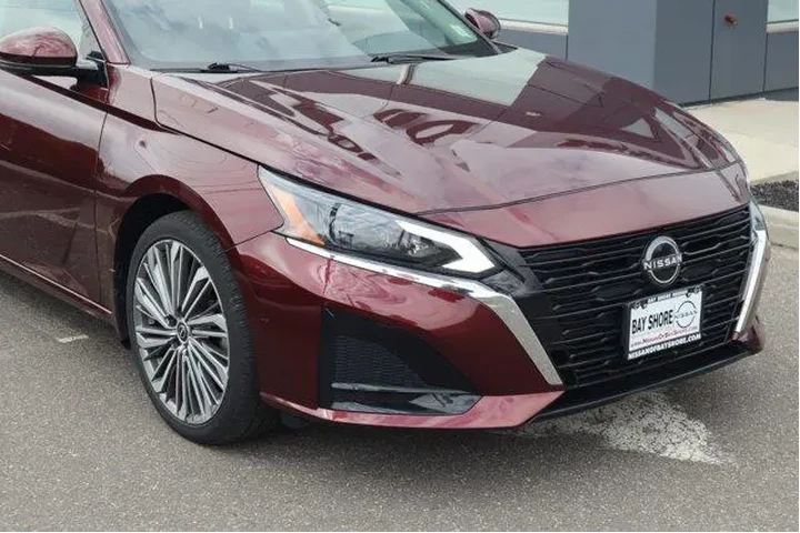 $24075 : Nissan Altima 2024 AWD 2.5 S image 5