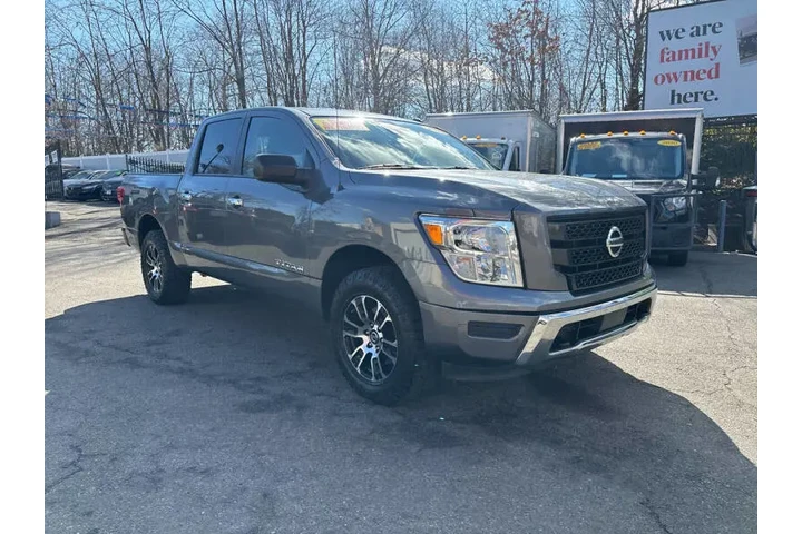 $21499 : 2021 Titan SV image 2