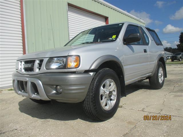 $6995 : 2001 Rodeo Sport image 1