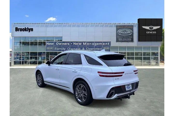$38888 : Genesis GV70 2023 AWD 2.5T S image 5