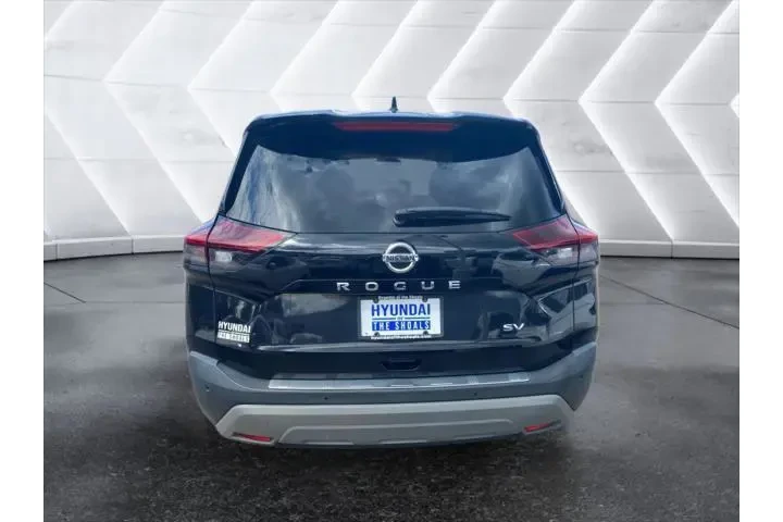 $14995 : Nissan Rogue 2021 SV 4dr Cro image 7