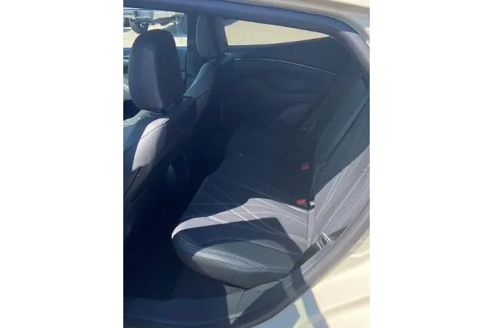 $32198 : Ford Mustang Mach-E 2025 AWD image 6