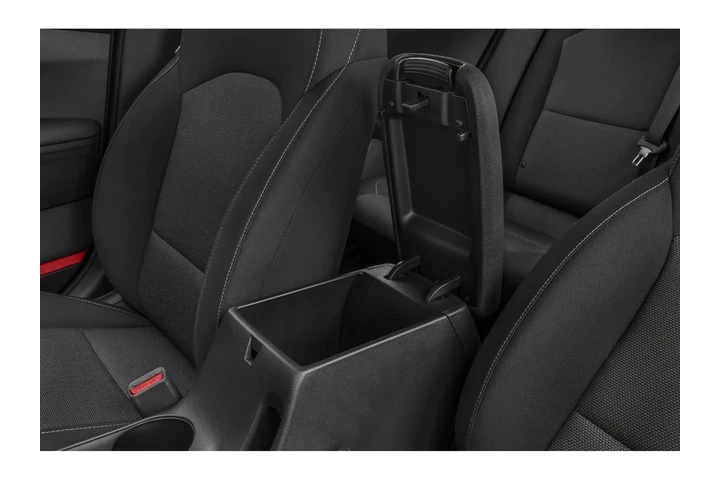 2023 Forte LXS image 10