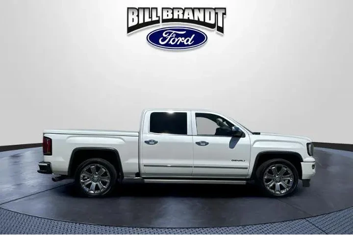 $28819 : GMC Sierra 1500 2016 4x4 Den image 1