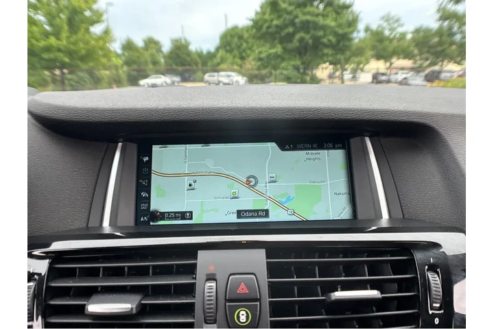 $17696 : 2017 X3 xDrive28i image 6